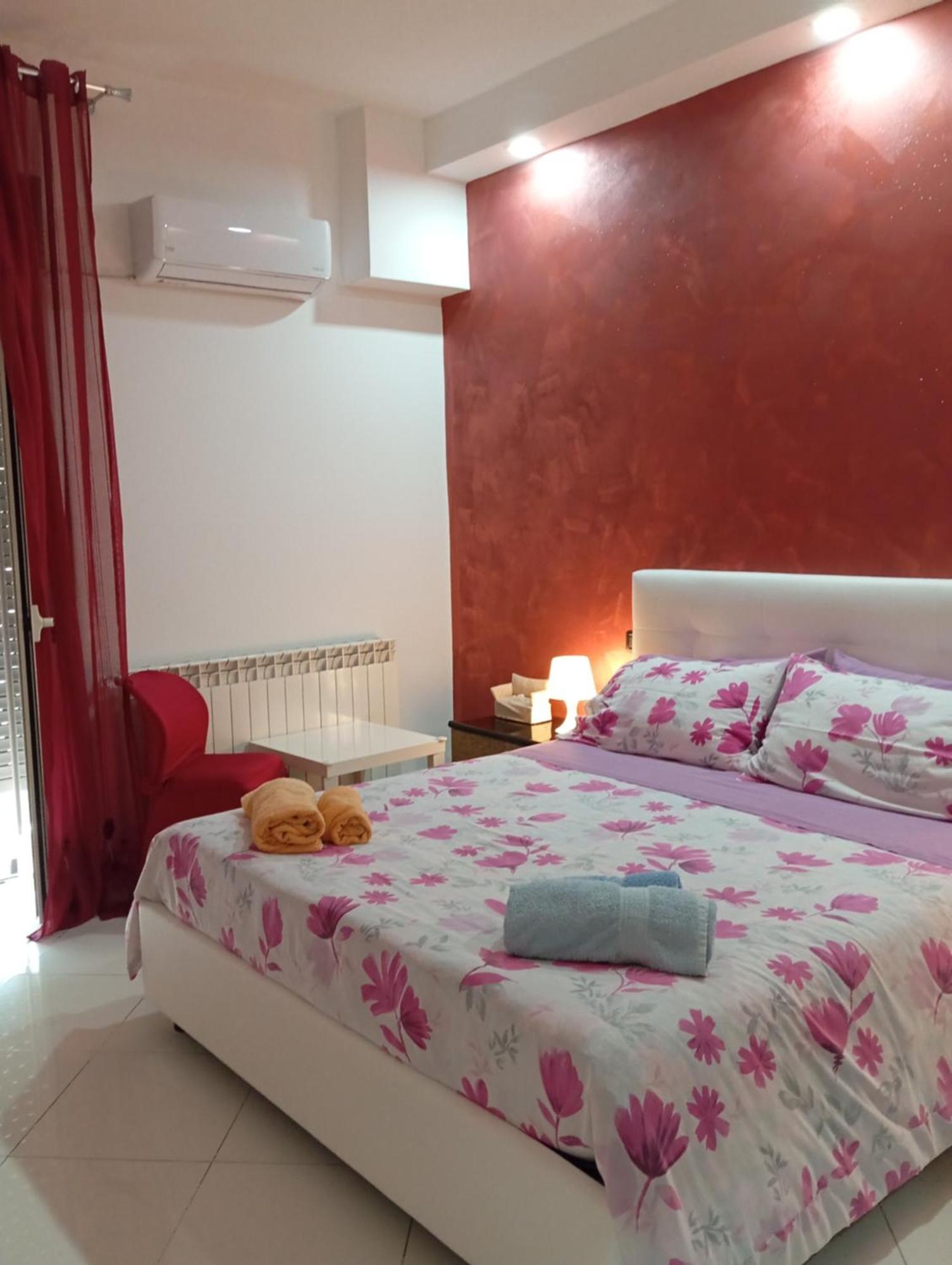 Casa Silvia Hotel กัลตาจีโรเน ภายนอก รูปภาพ